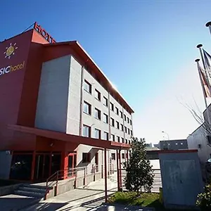 basic-hotel.catalonia-hotels.com/