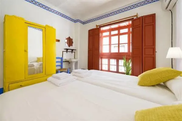 Hospedaje Pensión La Almohada Granada